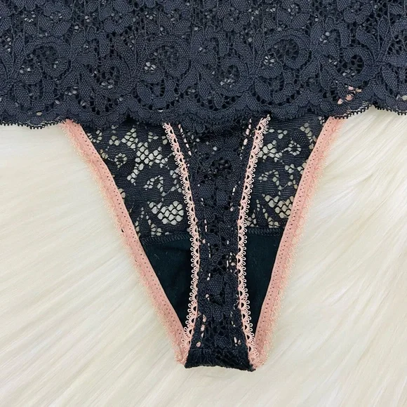 Victoria’s Secret Lace High Waist Thong Pantie Medium - Picture 7 of 8